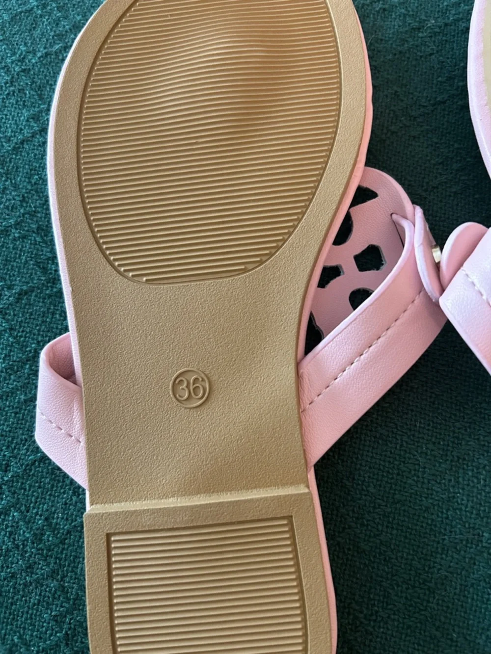 Women's Pink Leather Thong Sandals with Decorative Medallion - Picture 4 of 4